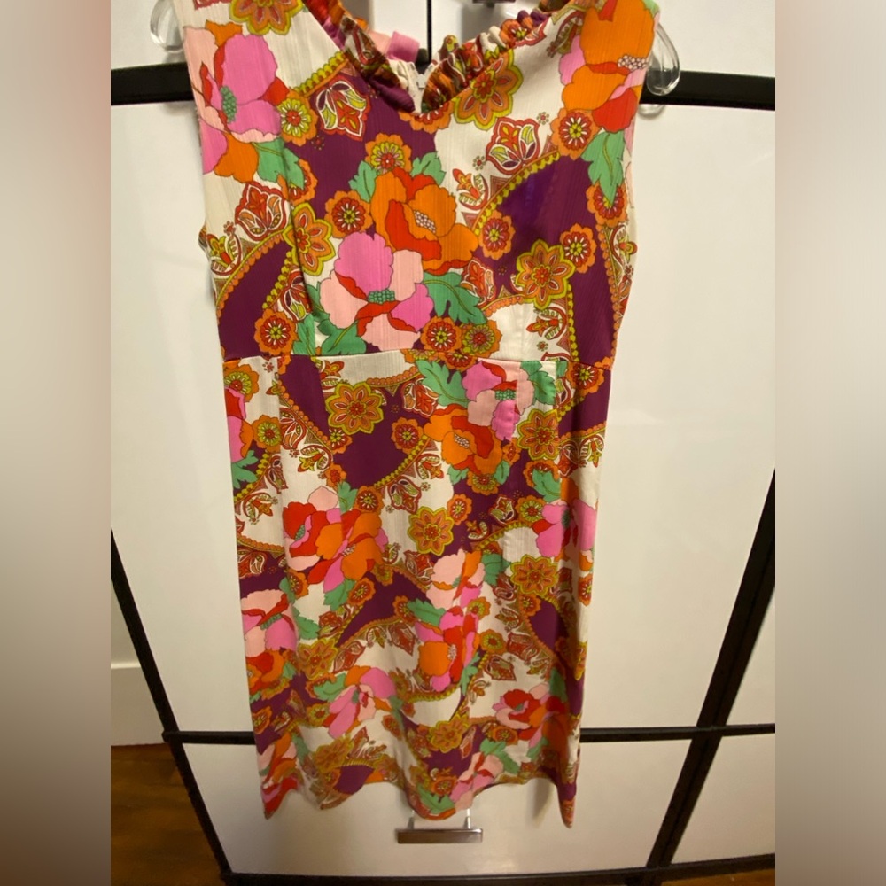 Vintage & Fun 🌸 🌺 Floral Hawaiian Dress